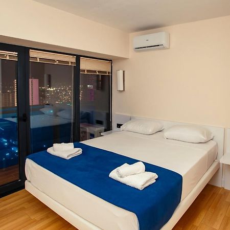 באטומי Orbi City Skyscraper With Sea View מראה חיצוני תמונה